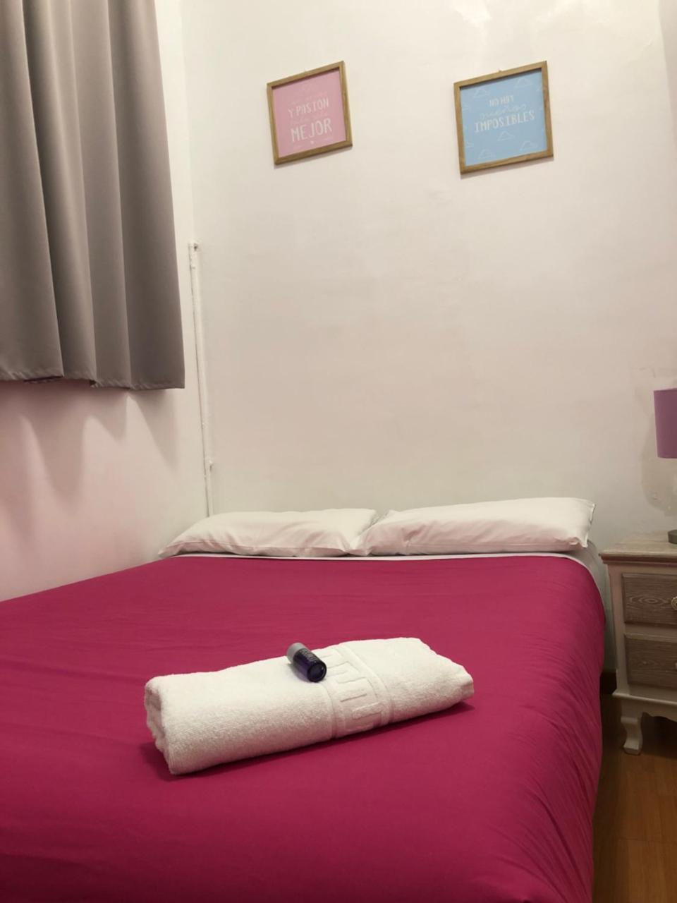 Hostal Mimi Las Ramblas Barcelona Exterior foto